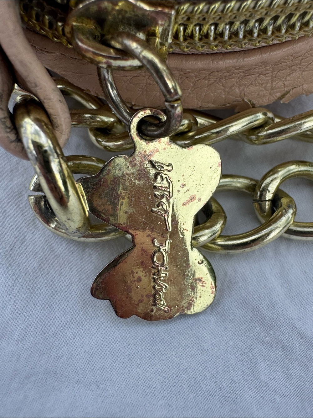 Betsey Johnson Fairy Dust Sequin Heart Crossbody - Picture 12 of 12